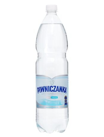 Woda mineralna Piwniczanka niskonasycona 1.5L - obrazek 2