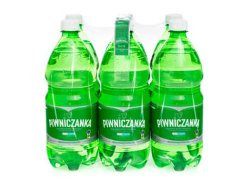 Woda mineralna Piwniczanka średnionasycona 1L